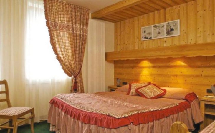 Hotel Sporting, Morzine, Bed